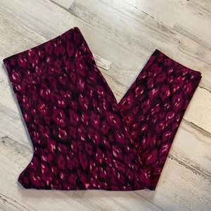 Terra & Skye Plus Size Legging Capri Size 1x (16w-18w) NEW